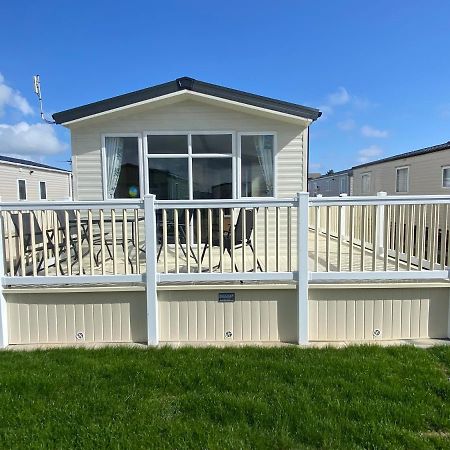 Palm Grove 181- Golden Palm - Pet Friendly, Wifi, Central Heating, Bed Linen - Meadow Lakes Caravan & Lodge Hire Chapel Saint Leonards Luaran gambar