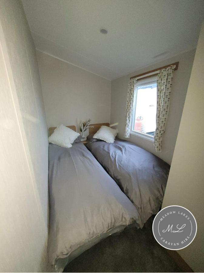 Palm Grove 181- Golden Palm - Pet Friendly, Wifi, Central Heating, Bed Linen - Meadow Lakes Caravan & Lodge Hire Chapel Saint Leonards Luaran gambar