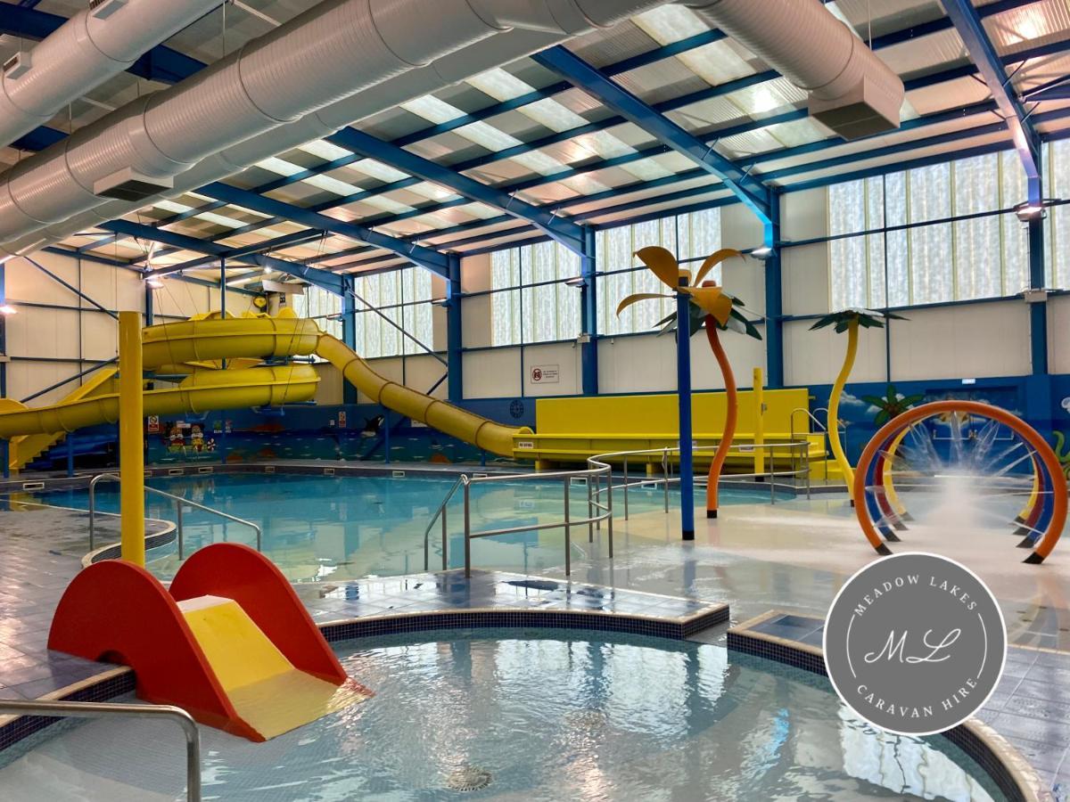 Palm Grove 181- Golden Palm - Pet Friendly, Wifi, Central Heating, Bed Linen - Meadow Lakes Caravan & Lodge Hire Chapel Saint Leonards Luaran gambar