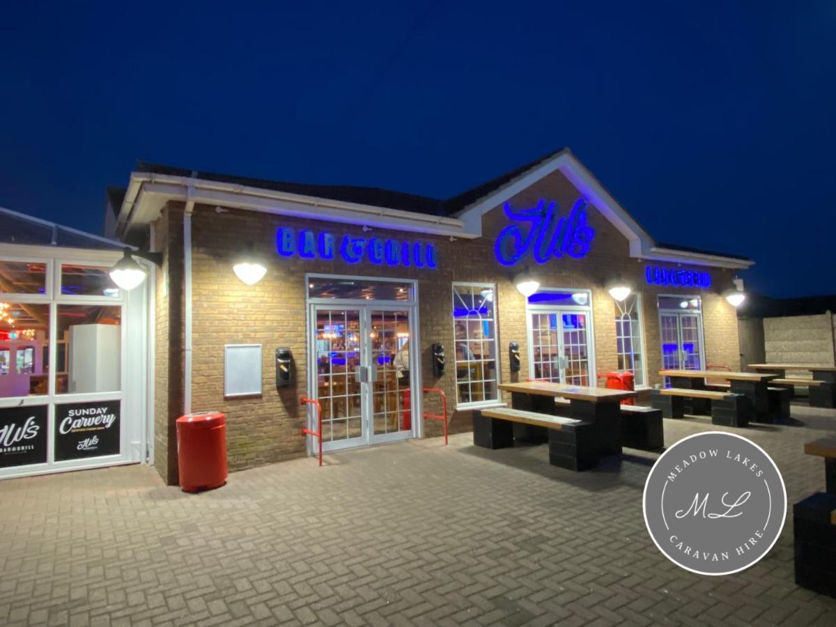 Palm Grove 181- Golden Palm - Pet Friendly, Wifi, Central Heating, Bed Linen - Meadow Lakes Caravan & Lodge Hire Chapel Saint Leonards Luaran gambar